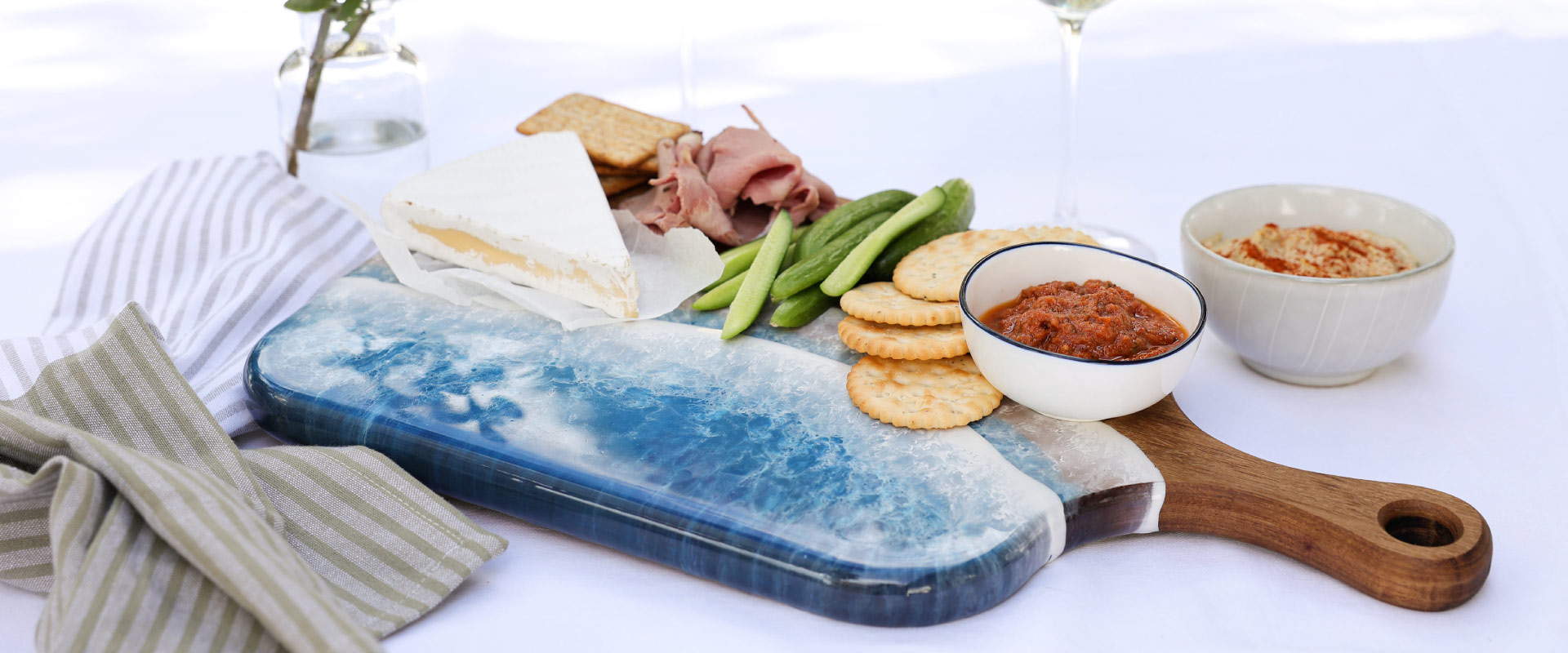 medium paddle serving board
